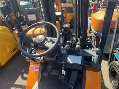 Used equipment: Toyota 7FG18 Forklift