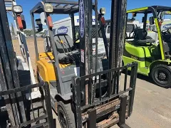 Used equipment: TCM FG18T19 Forklift