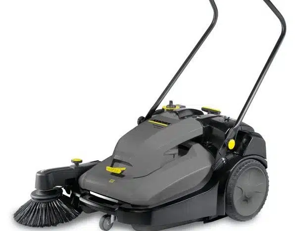 Karcher KM70/30C Sweeper