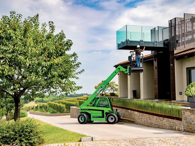 Merlo e-Worker 25.5 Electric Telehandler