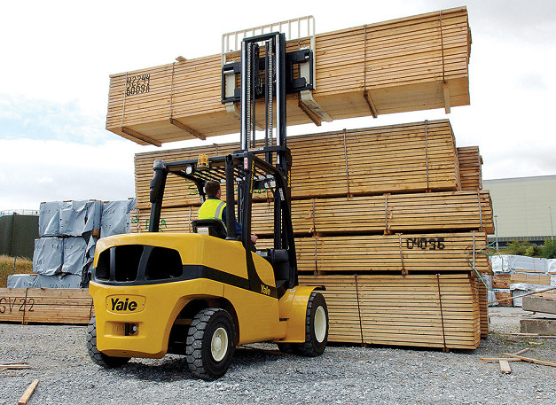 Yale GDP/GLP40-55VX Pneumatic Tyres Counterbalanced Forklifts