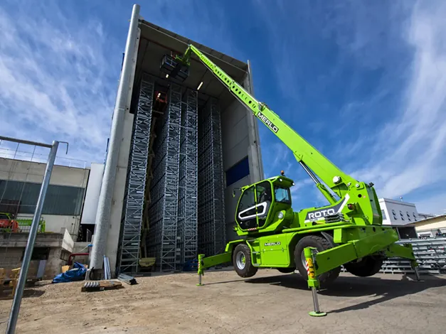 Merlo Roto 50.21 Rotating Telehandler