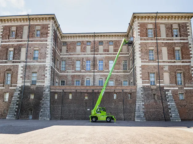 Merlo Roto 50.26 Rotating Telehandler